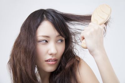 髪質改善講座｜縮毛矯正剤チオ等の性能を探る、薬害はあるの？